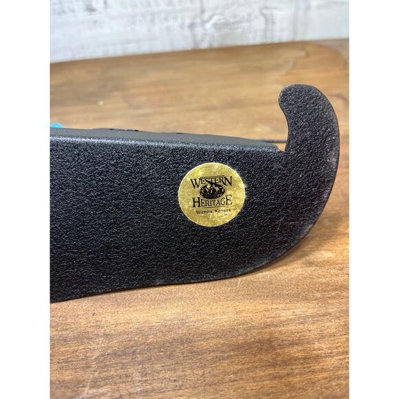 Mare & Foal Black Metal Candle Holder - Picture 4 of 4